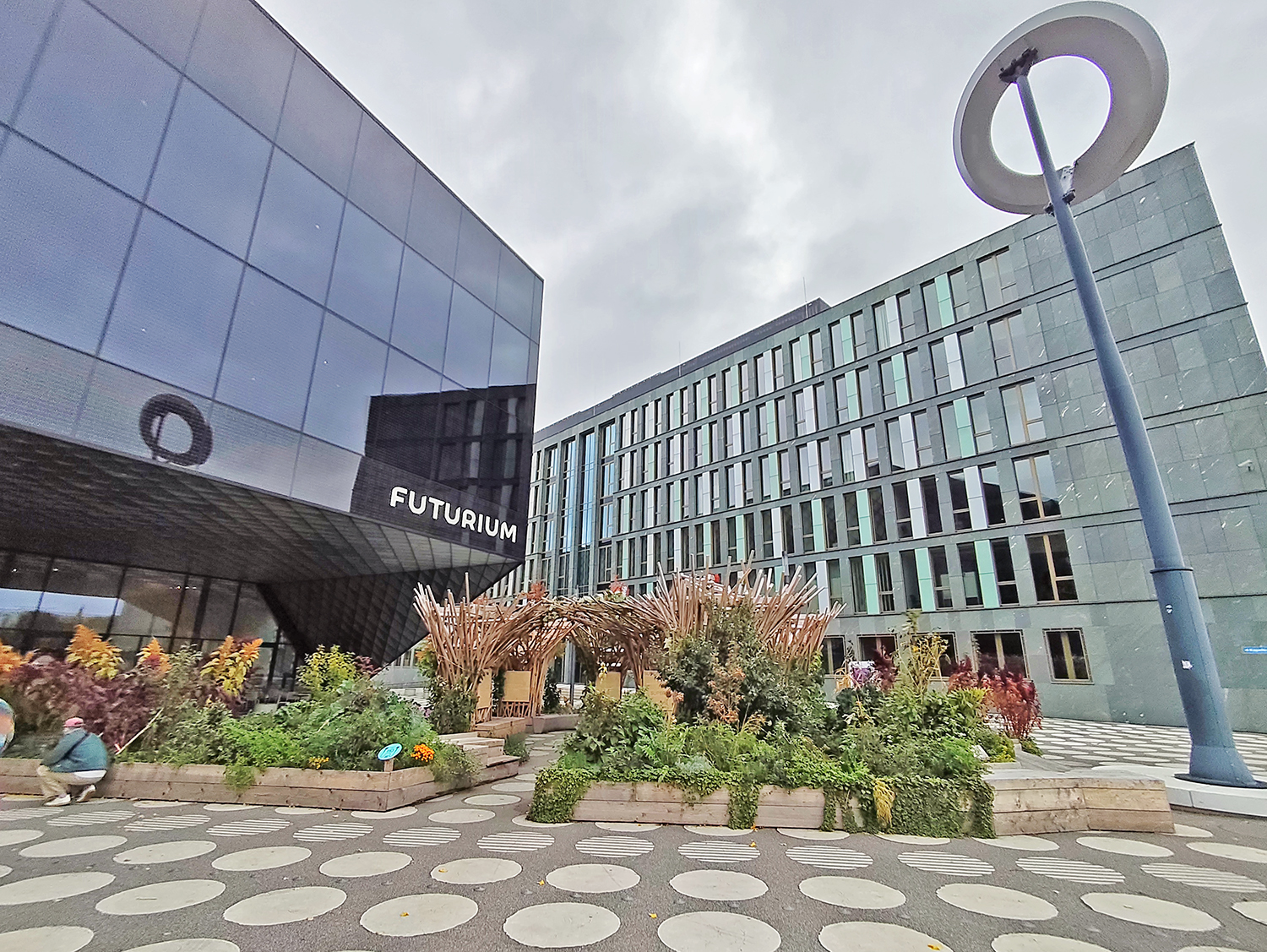 Mit Neugier in die Zukunft – ein Besuch im Futurium Berlin